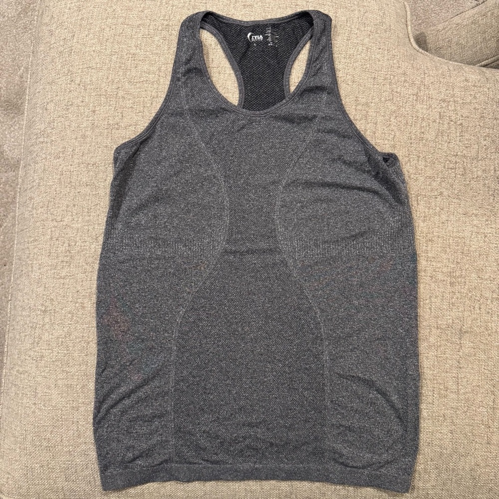 ZYIA Active - Gray Heathered - Copper Charged - Seamless Racerback Tank - L